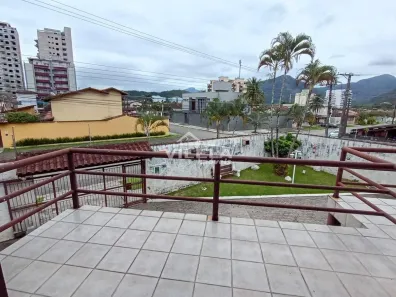 Sobrado com 2 Quartos à venda, 120m² no Martim de Sá, Caraguatatuba