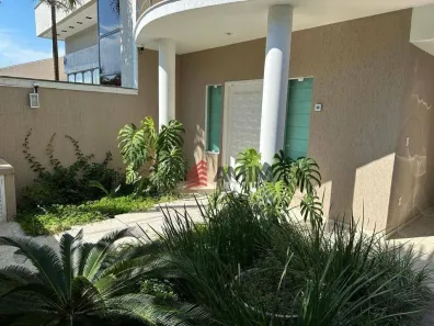 Casa com 4 Quartos à venda, 239m² no Camboinhas, Niterói