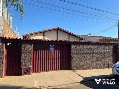Casa com 3 Quartos à venda, 10m² no Estados Unidos, Uberaba