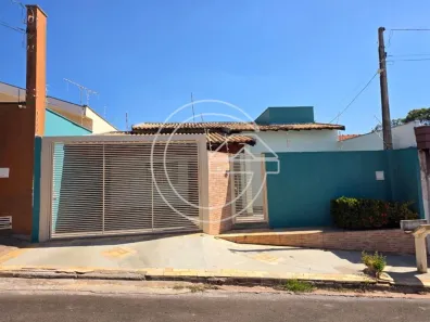 Casa com 3 Quartos à venda, 200m² no Centro, Marília