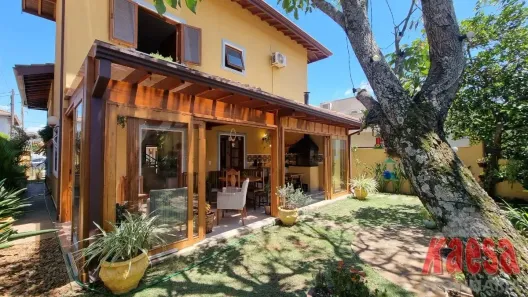 Casa de Condomínio com 3 Quartos à venda, 219m² no Samambaia Parque Residencial, Atibaia
