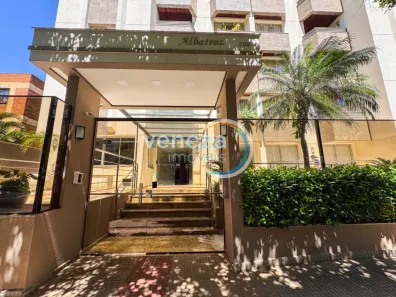 Apartamento com 3 Quartos para alugar, 130m² no Centro, Londrina