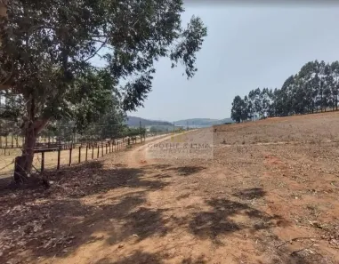 Fazenda/Sítio à venda, 900m² no Centro, São Sebastião da Grama