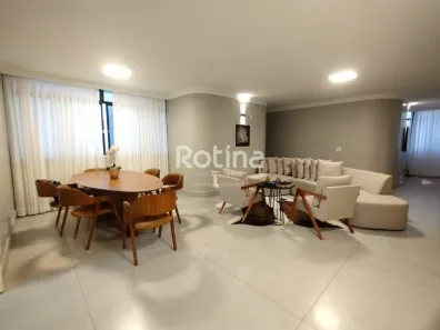 Apartamento com 3 Quartos para alugar, 238m² no Centro, Uberlândia