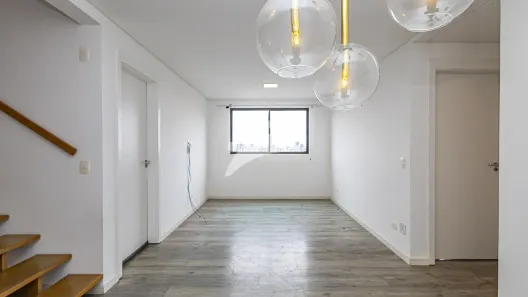 Apartamento com 2 Quartos para alugar, 102m² no Mossunguê, Curitiba