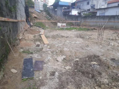 Lote/Terreno à venda, 577m² no Vila Assis Brasil, Mauá