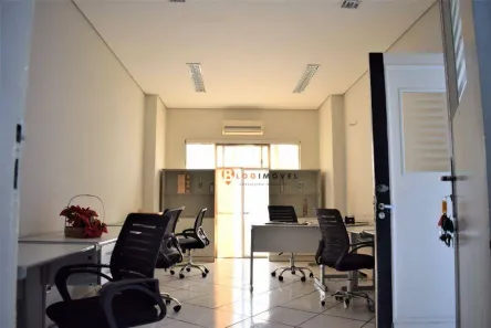 Sala Comercial para venda ou aluguel, 120m² no Centro, São Paulo