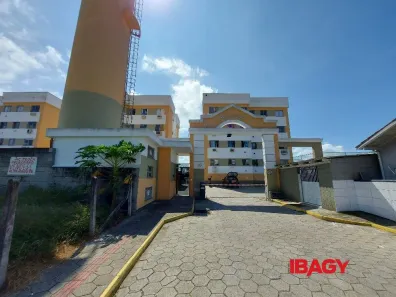 Apartamento com 2 Quartos para alugar, 43m² no Morro da Bina, Biguaçu