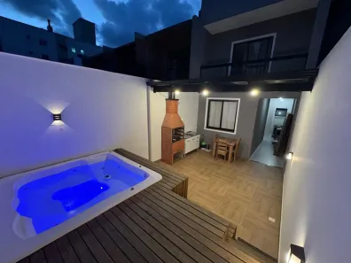 Sobrado com 3 Quartos à venda, 108m² no Areias, São José