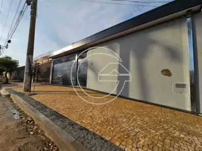 Casa com 3 Quartos à venda, 200m² no Centro, Marília