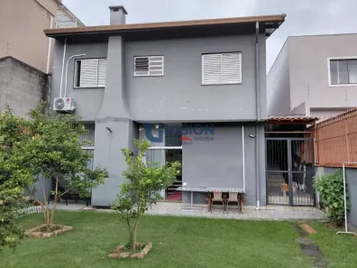 Casa com 4 Quartos à venda, 233m² no Jardim Jussara, São Paulo