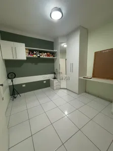 Casa de Condomínio com 3 Quartos à venda, 250m² no Loteamento Villa Branca, Jacareí