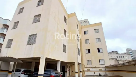 Apartamento com 3 Quartos para alugar, 88m² no Patrimônio, Uberlândia
