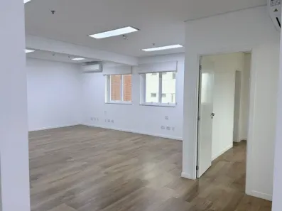 Sala Comercial para alugar, 127m² no Vila Carrão, São Paulo