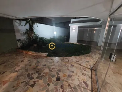 Casa com 3 Quartos para alugar, 320m² no Bela Aliança, São Paulo