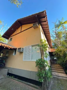 Casa com 3 Quartos à venda, 326m² no Santiago, São Sebastião