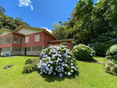Fazenda/Sítio com 3 Quartos à venda, 100m² no Mury, Nova Friburgo
