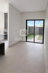 Casa com 2 Quartos à venda, 80m² no Laranjeiras, Uberlândia
