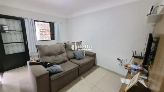 Casa com 3 Quartos à venda, 171m² no Jardim Europa, Uberlândia