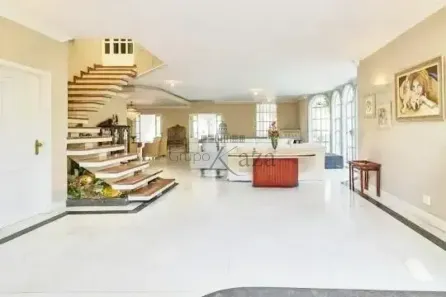 Sobrado com 5 Quartos à venda, 800m² no Jardim Everest, São Paulo