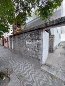 Casa com 2 Quartos para alugar, 300m² no Gonzaga, Santos