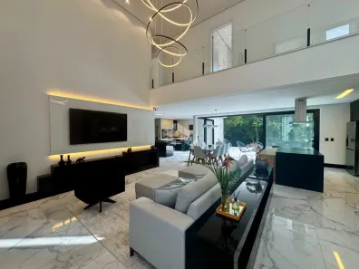 Casa de Condomínio com 3 Quartos à venda, 239m² no Distrito Industrial, Cachoeirinha