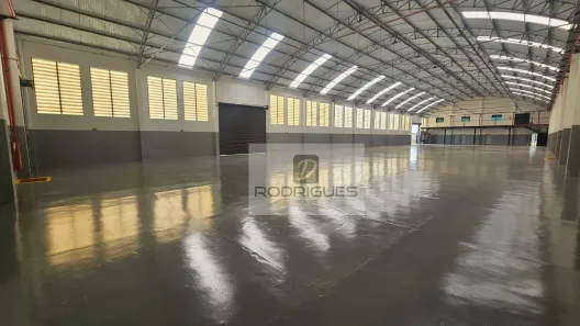 Galpão/Depósito/Armazém para alugar, 1812m² no Vila Nogueira, Diadema