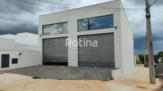 Galpão/Depósito/Armazém para alugar, 214m² no Residencial Integração, Uberlândia