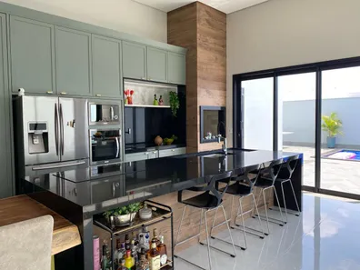 Casa com 3 Quartos à venda, 216m² no Bairro Manacá, Tangará da Serra