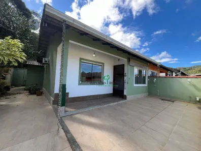 Casa de Condomínio com 2 Quartos à venda, 60m² no Vargem Grande, Teresópolis