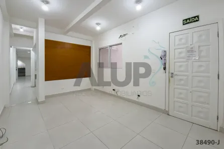 Casa com 9 Quartos para alugar, 201m² no Brooklin Paulista, São Paulo