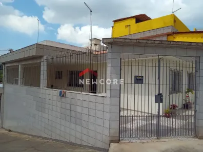 Casa com 2 Quartos à venda, 136m² no Taboão, São Bernardo do Campo
