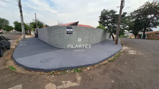 Casa com 3 Quartos à venda, 90m² no Conjunto Habitacional Alexandre Urbanas, Londrina