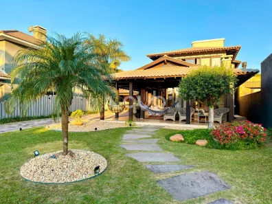 Sobrado com 3 Quartos à venda, 218m² no , Capão da Canoa