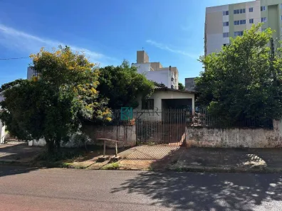 Lote/Terreno à venda, 600m² no Zona 07, Maringá