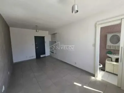 Kitnet à venda, 24m² no Laranjeiras, Rio de Janeiro