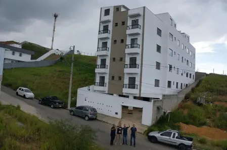 Apartamento com 2 Quartos à venda, 55m² no Benfica, Juiz de Fora