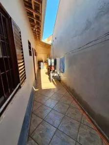 Casa com 4 Quartos à venda, 186m² no Presidente Dutra, Ribeirão Preto