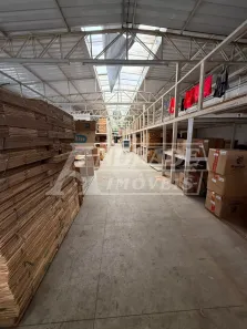 Prédio Comercial para alugar, 3000m² no Canindé, São Paulo