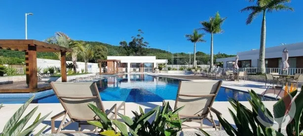 Casa de Condomínio com 3 Quartos à venda, 117m² no Morro das Pedras, Florianópolis