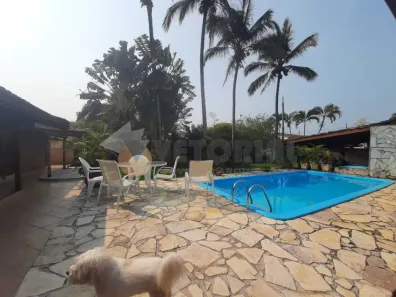 Casa com 5 Quartos à venda, 300m² no Praia das Palmeiras, Caraguatatuba