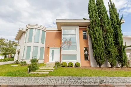 Casa de Condomínio com 4 Quartos à venda, 377m² no Uberaba, Curitiba