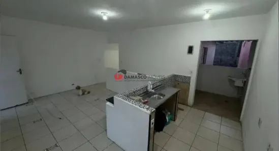 Sobrado com 4 Quartos à venda, 220m² no Jardim Teles de Menezes, Santo André