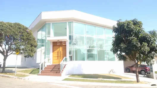 Casa com 3 Quartos à venda, 330m² no Centro, Vinhedo
