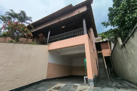 Casa de Condomínio com 4 Quartos à venda, 600m² no Taquara, Rio de Janeiro