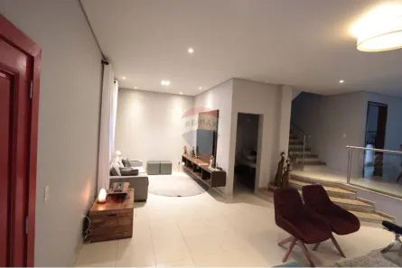 Casa de Condomínio com 3 Quartos à venda, 204m² no Vila Irene, São Roque