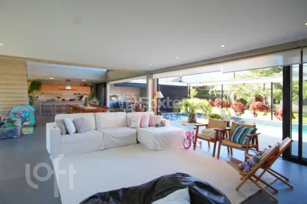 Casa de Condomínio com 4 Quartos à venda, 785m² no Rio Tavares, Florianópolis