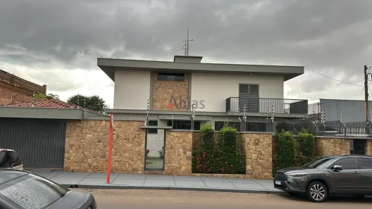 Sobrado com 6 Quartos para alugar, 696m² no Centro, São Carlos