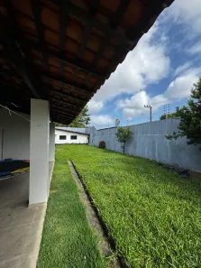 Casa com 5 Quartos para alugar, 250m² no Turu, São Luís