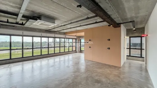 Sala Comercial para alugar, 136m² no Campeche, Florianópolis